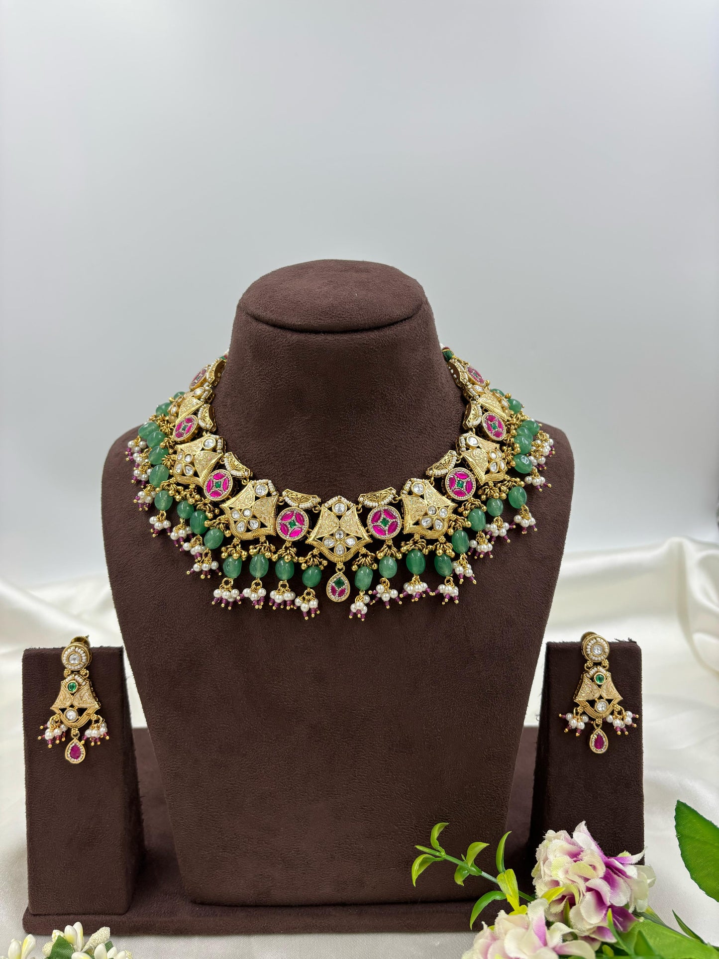 Mamta Antique Gold Choker Necklace Set