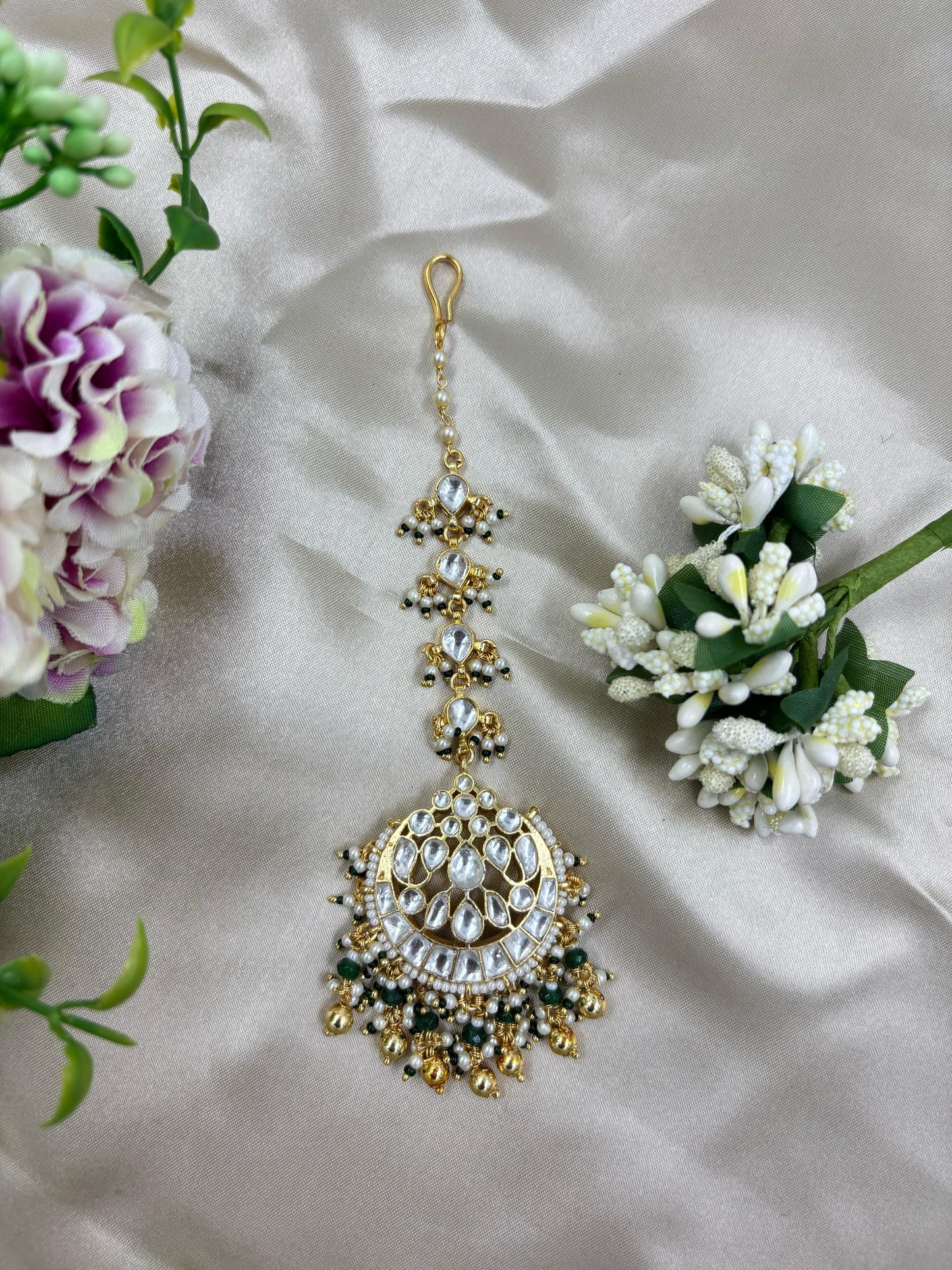 Varini Premium Pachi Kundan Tika