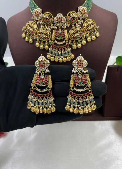 Suman Pachi Kundan Necklace