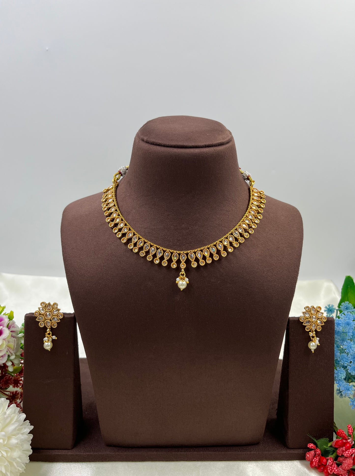 Pallavi Delicate Traditional Necklace