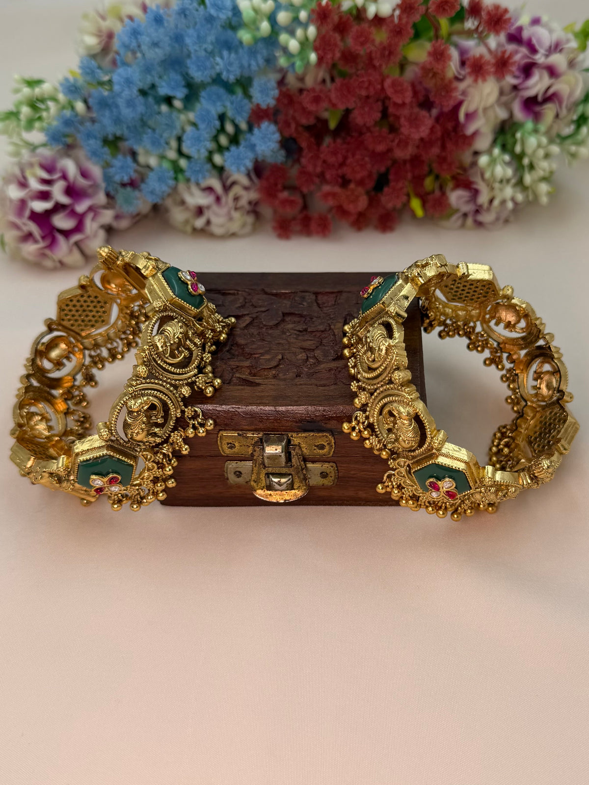 Shloka Chorski Bangles (Openable)