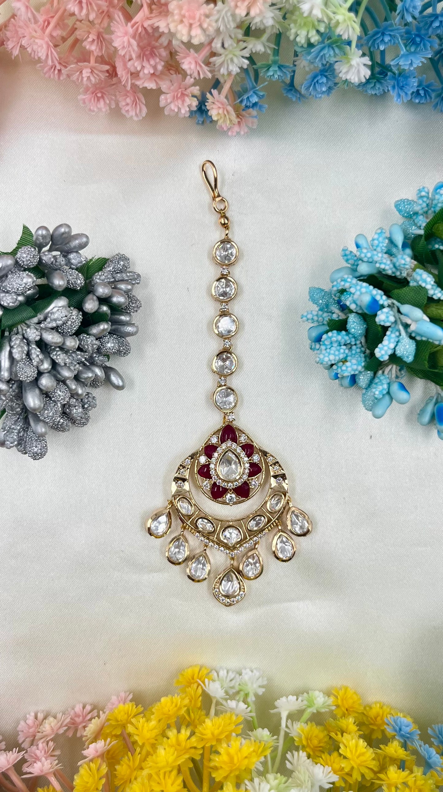 Kritika Moissanite Mang Tika