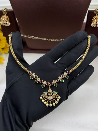 Madhavi Traditional Hasli Necklace