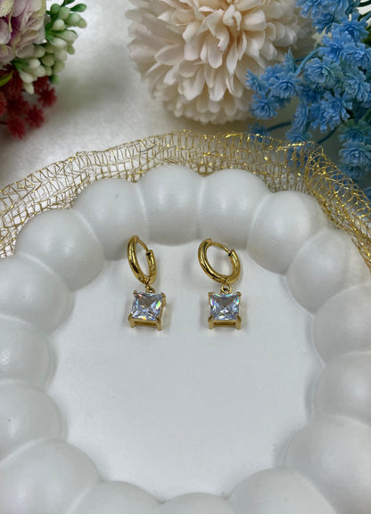 Deepti Gold Plated Earing