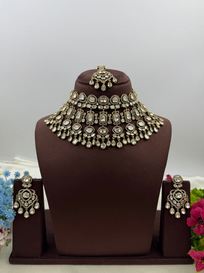 Bhavika Victorian Choker Necklace Set