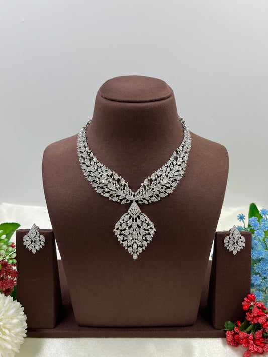 Netra American Dimond Necklace