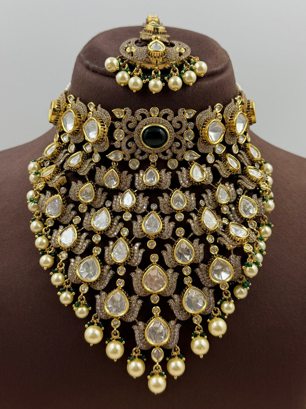 Sujata Victorian Moissanite Choker Necklace Set