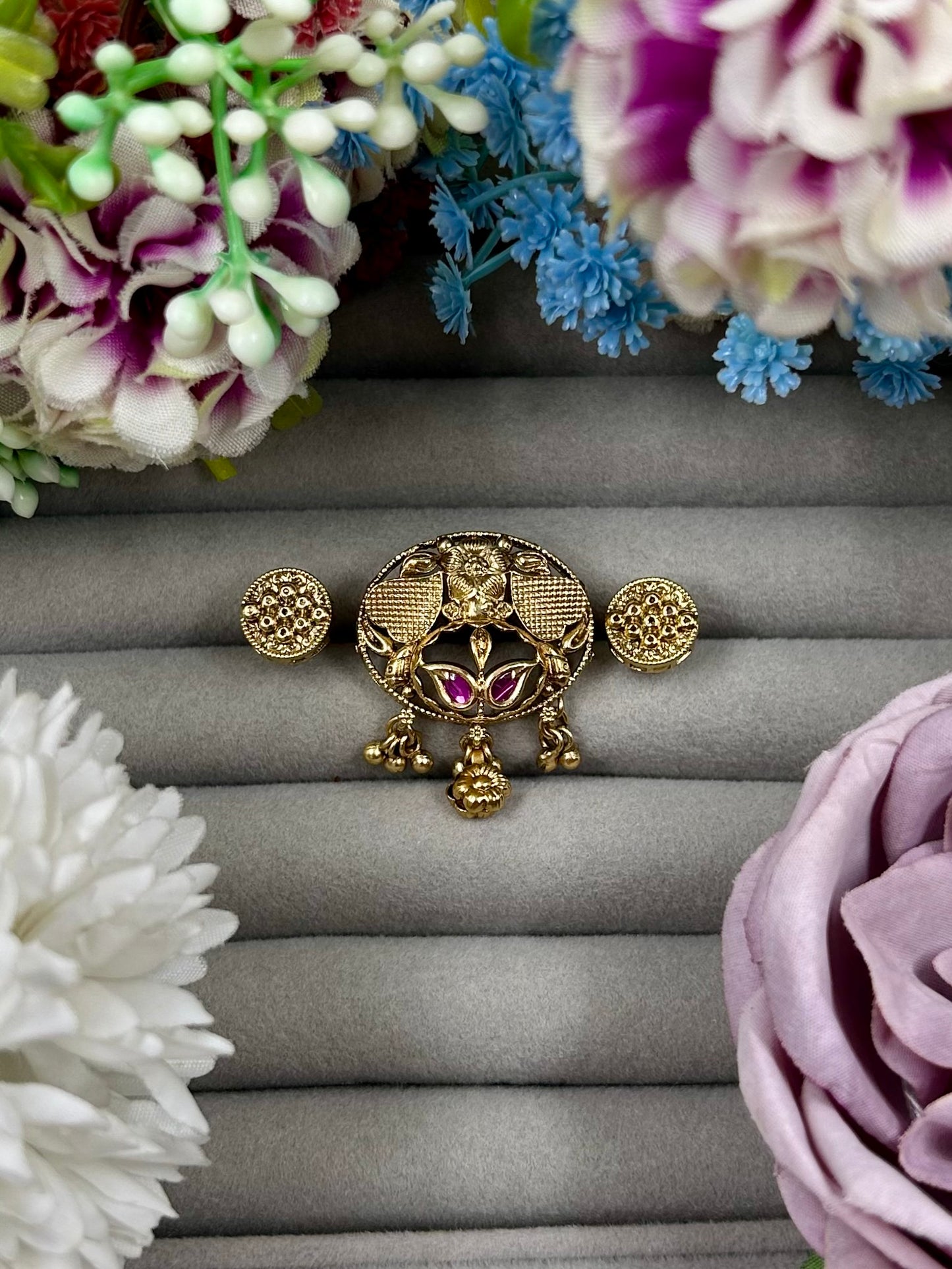 Prachi Traditional Two Finger Ring