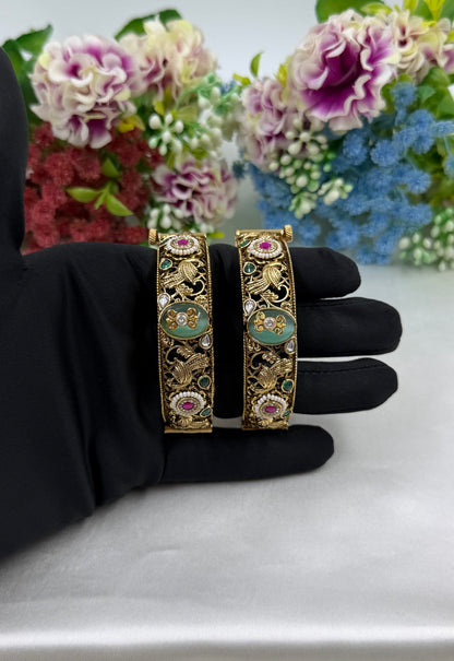 Saanvi Heritage Premium Bangles (Openable)