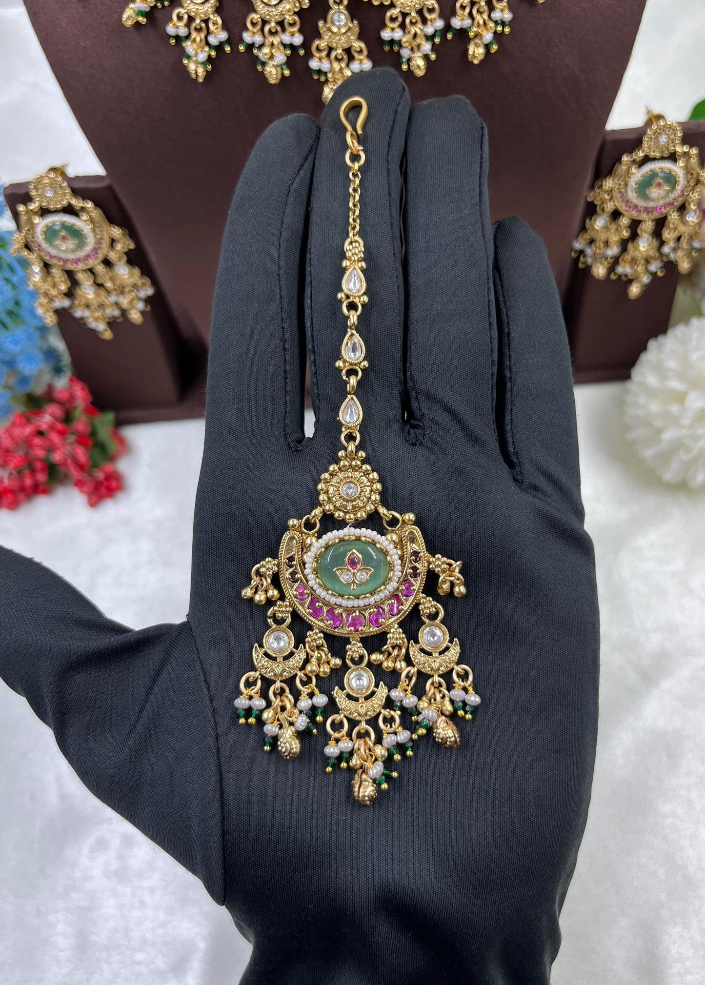 Nidhi Heritage Choker Necklace Set