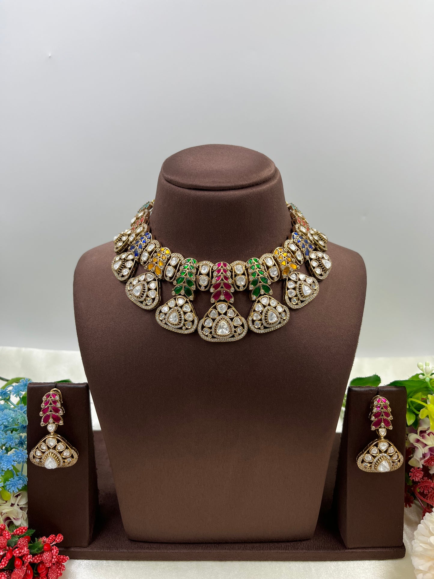 Tanvi Moissanite Antique Polish Necklace