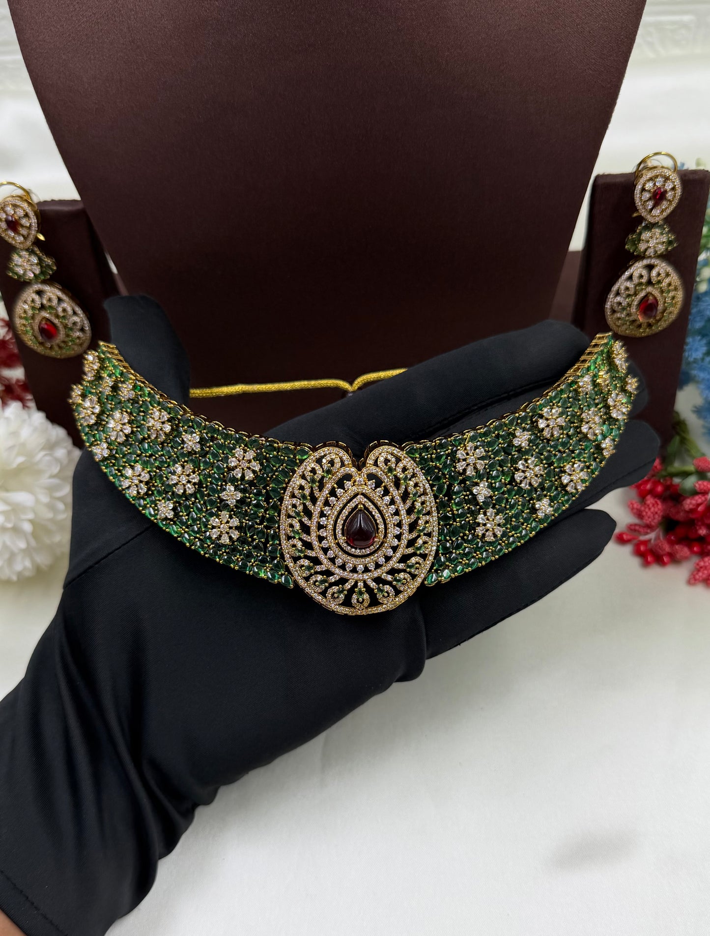 Alisha Victorian Premium Choker Set