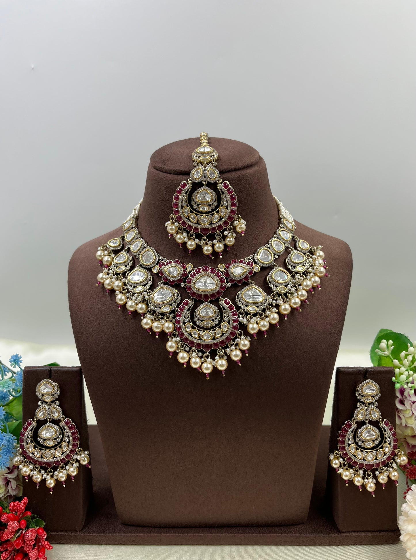 Arya Premium Moissanite Victorian Necklace