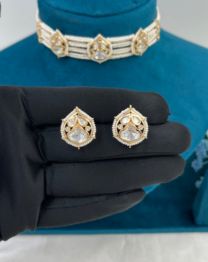 Pihu Moissanite Pearl Choker