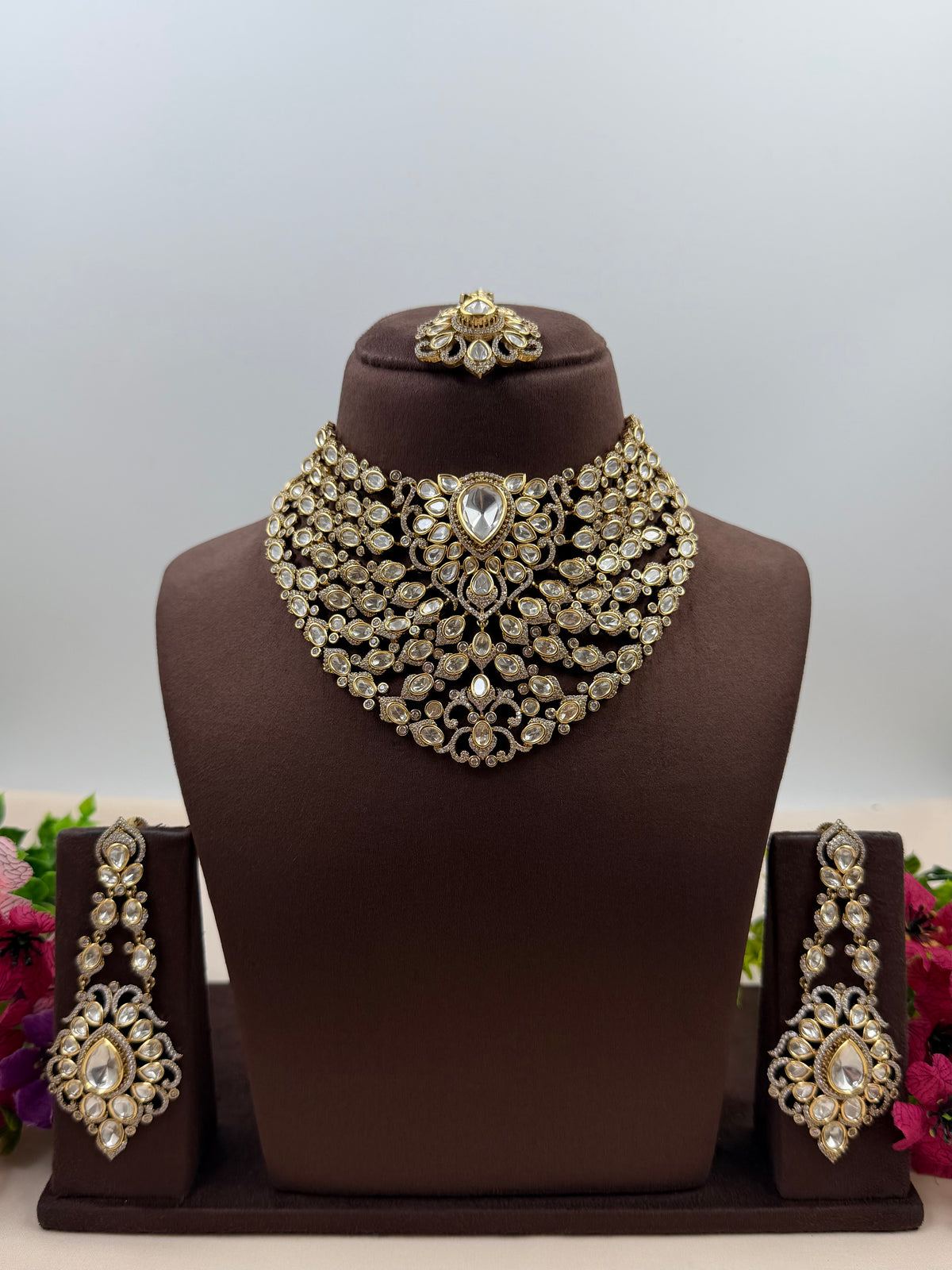 Sanskriti Moissanite Choker Necklace Set