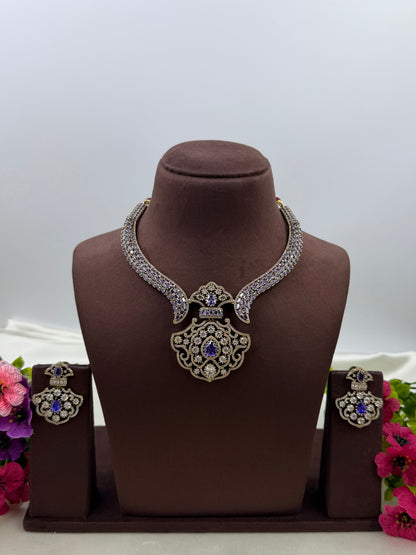 Neerja Victorian Necklace Set
