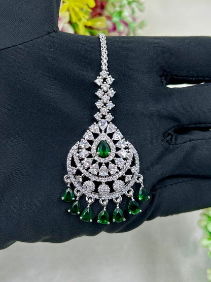 Disha American Diamond Mang Tika
