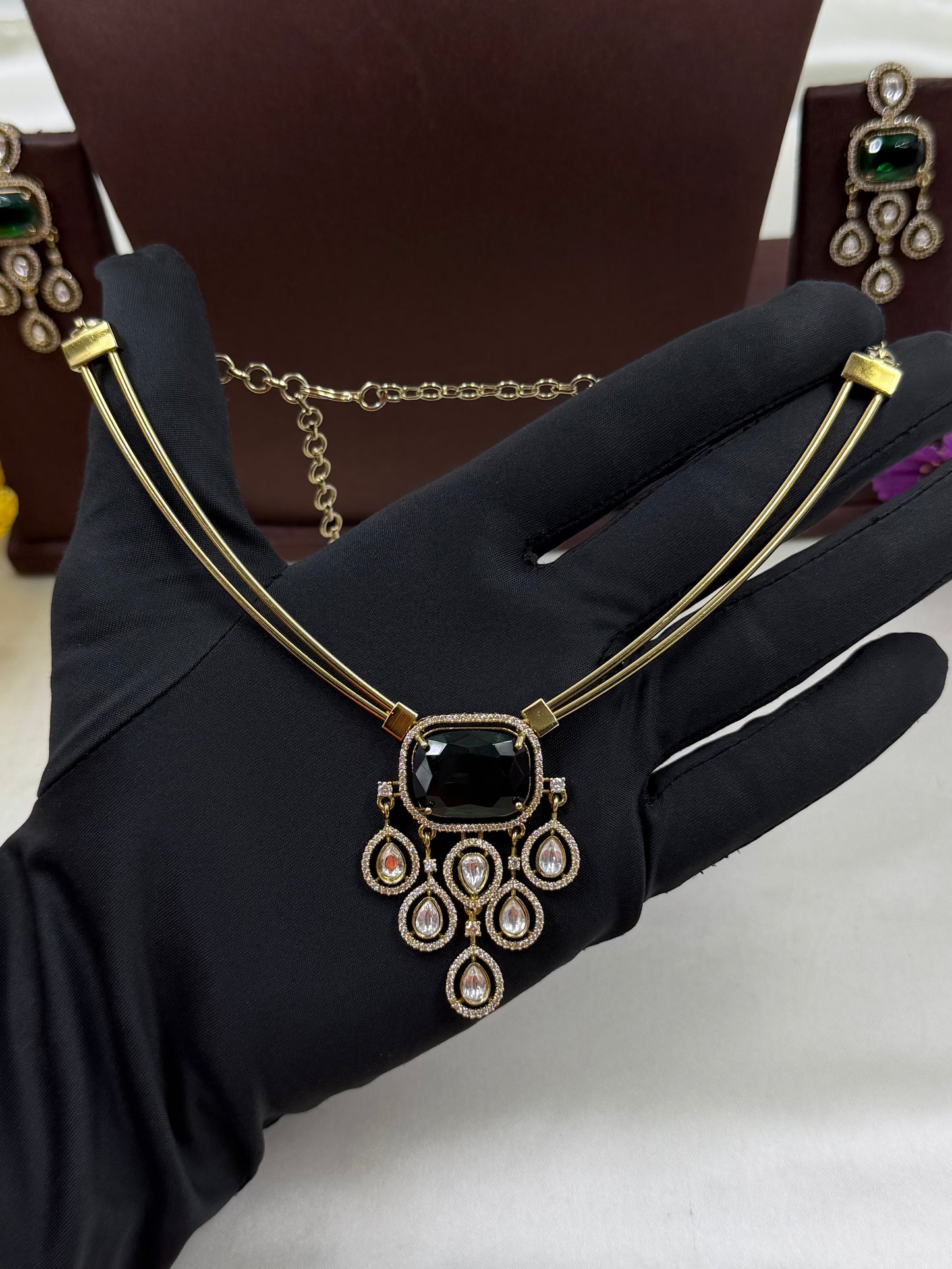 Kavya Victorian Premium Hasli