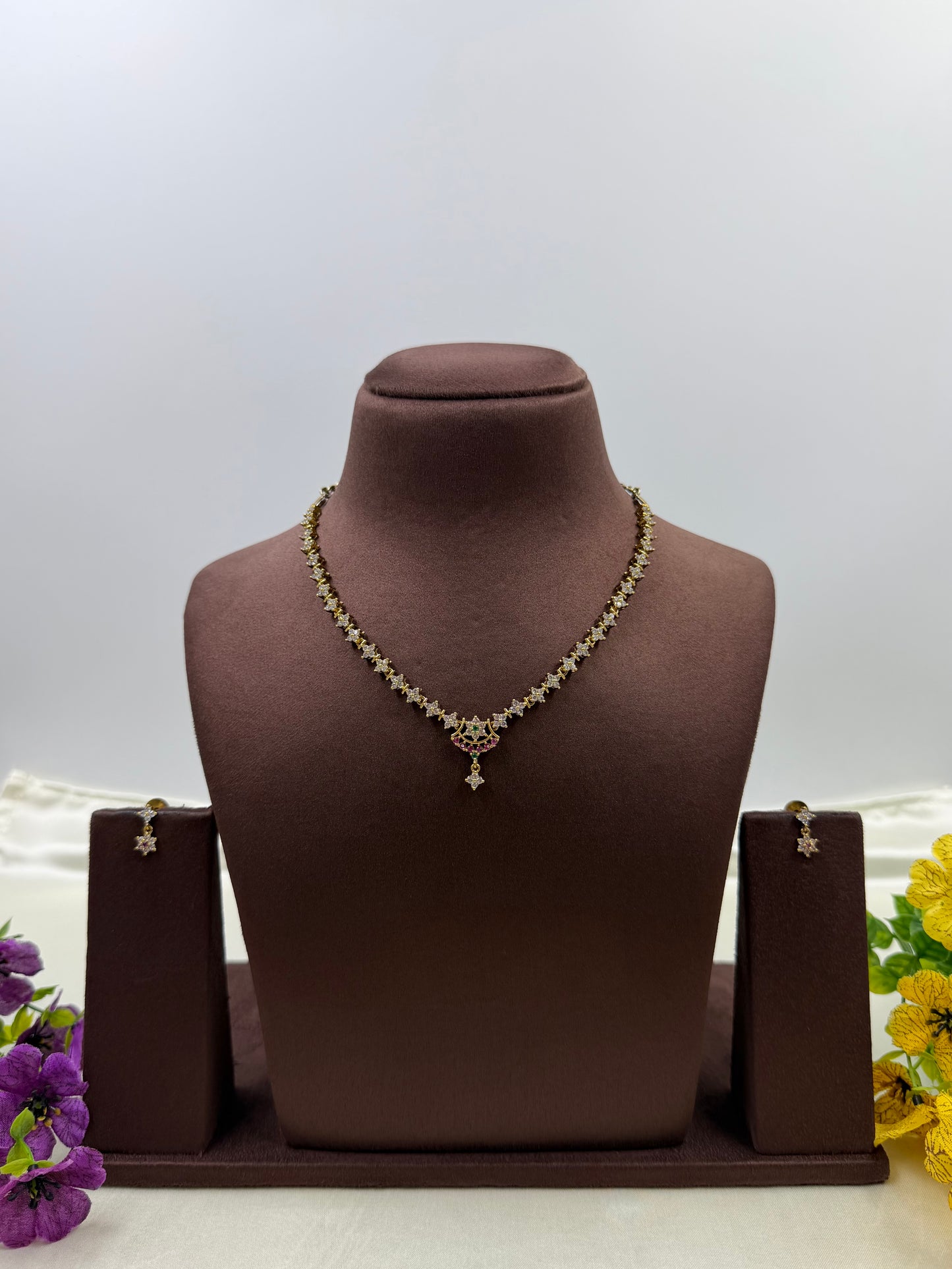 Bela Victorian Delicate Necklace