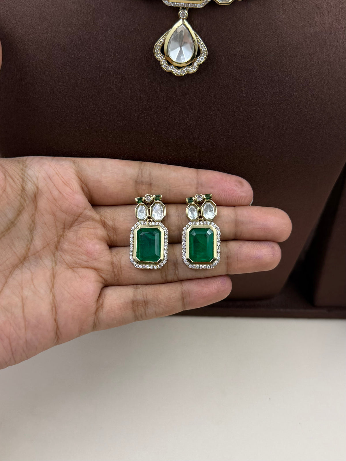 Mukti Victorian Delicate Necklace Set
