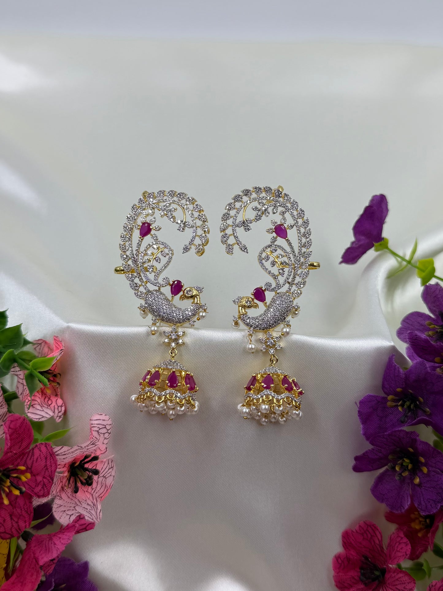 Nisha American Diamond Earcuff