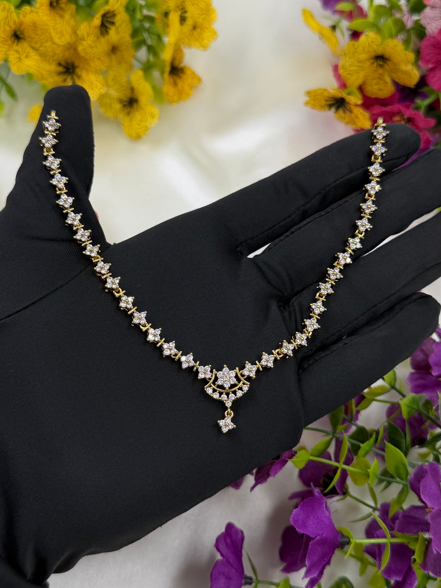 Bela Victorian Delicate Necklace