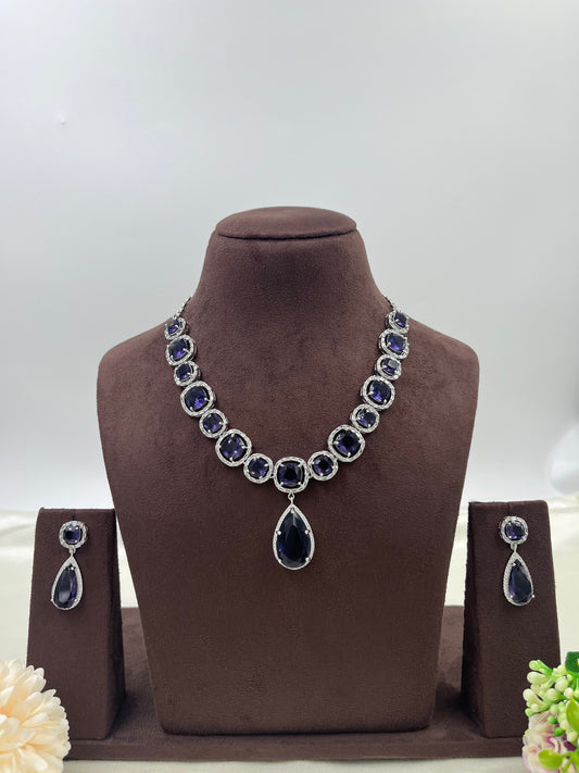 Iris Premium Ad Necklace