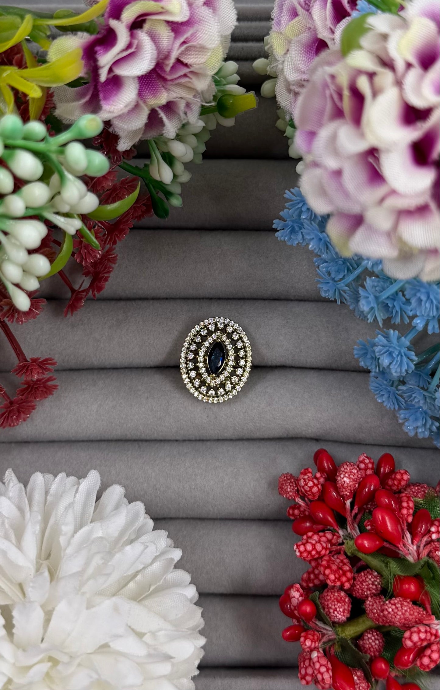 Yajna Victorian American Diamond Ring (Adjustable)
