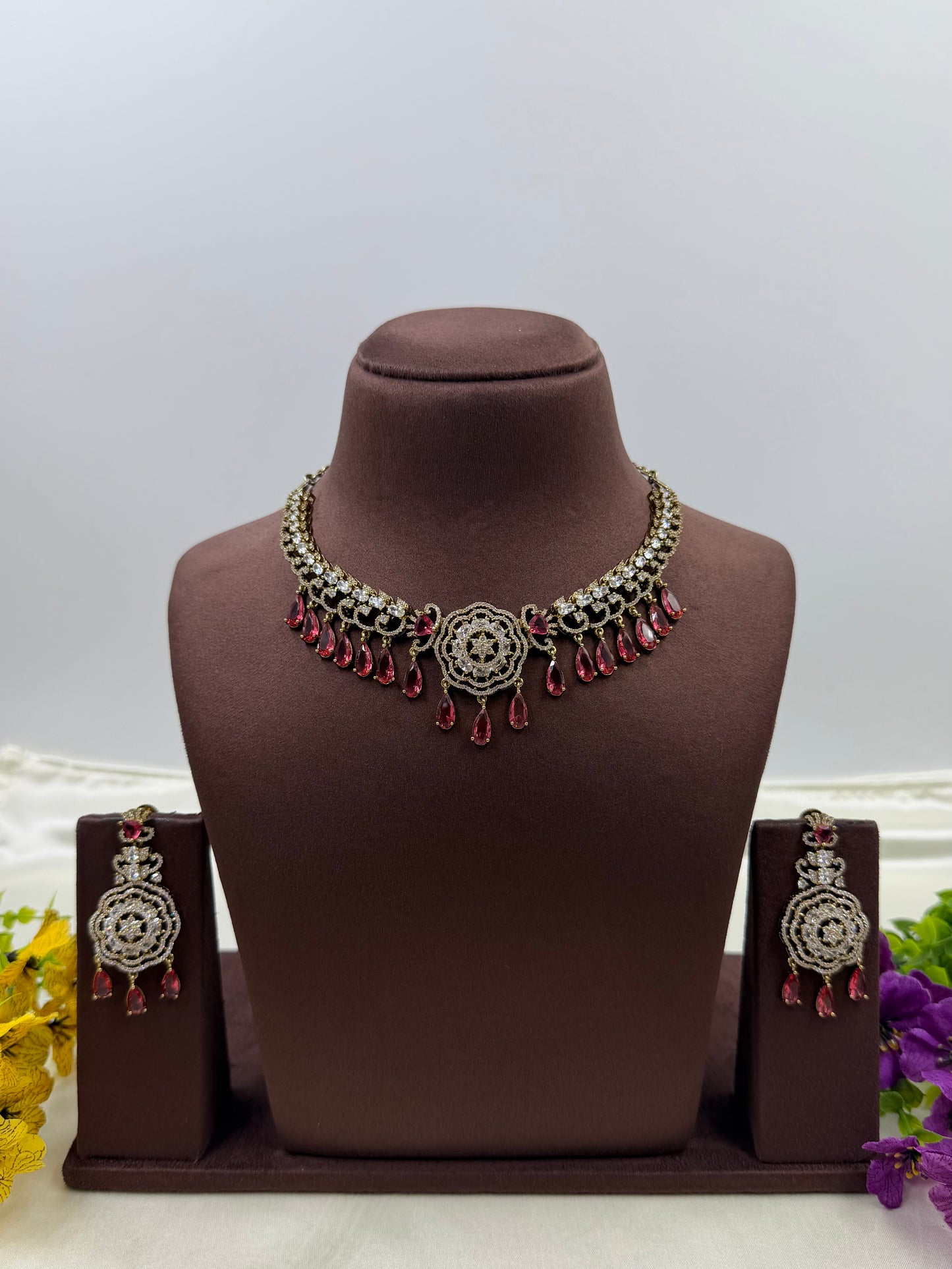 Lalita Victorian Necklace Set