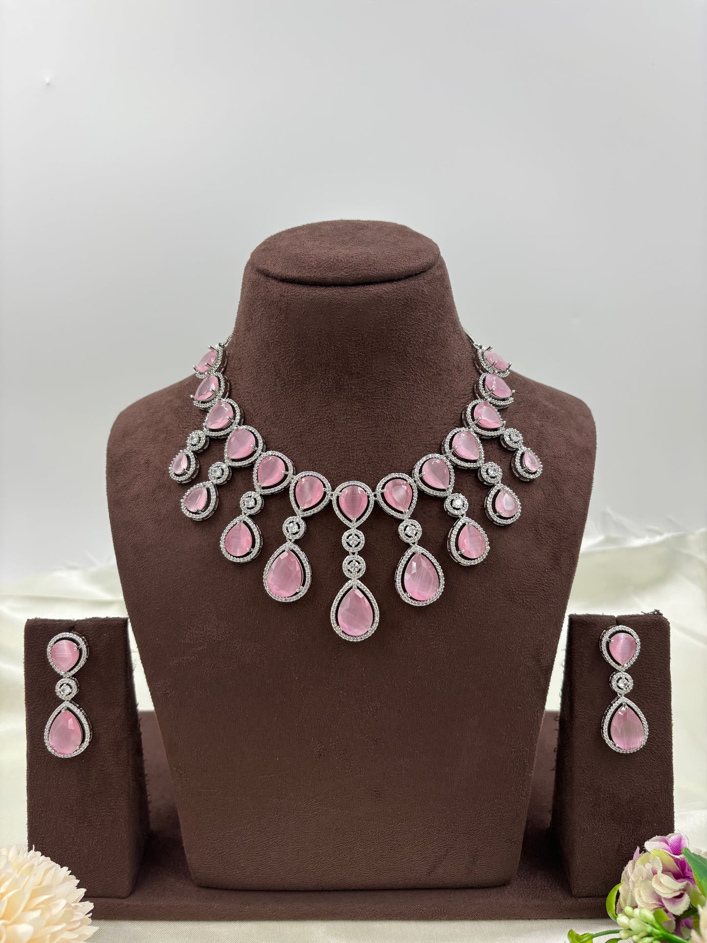 Sia Ad Regal Allure Necklace Set