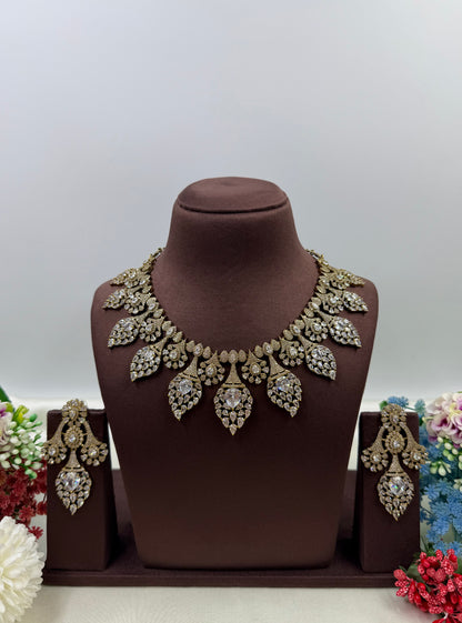 Reyanshi Victorian American Diamond Premium Necklace