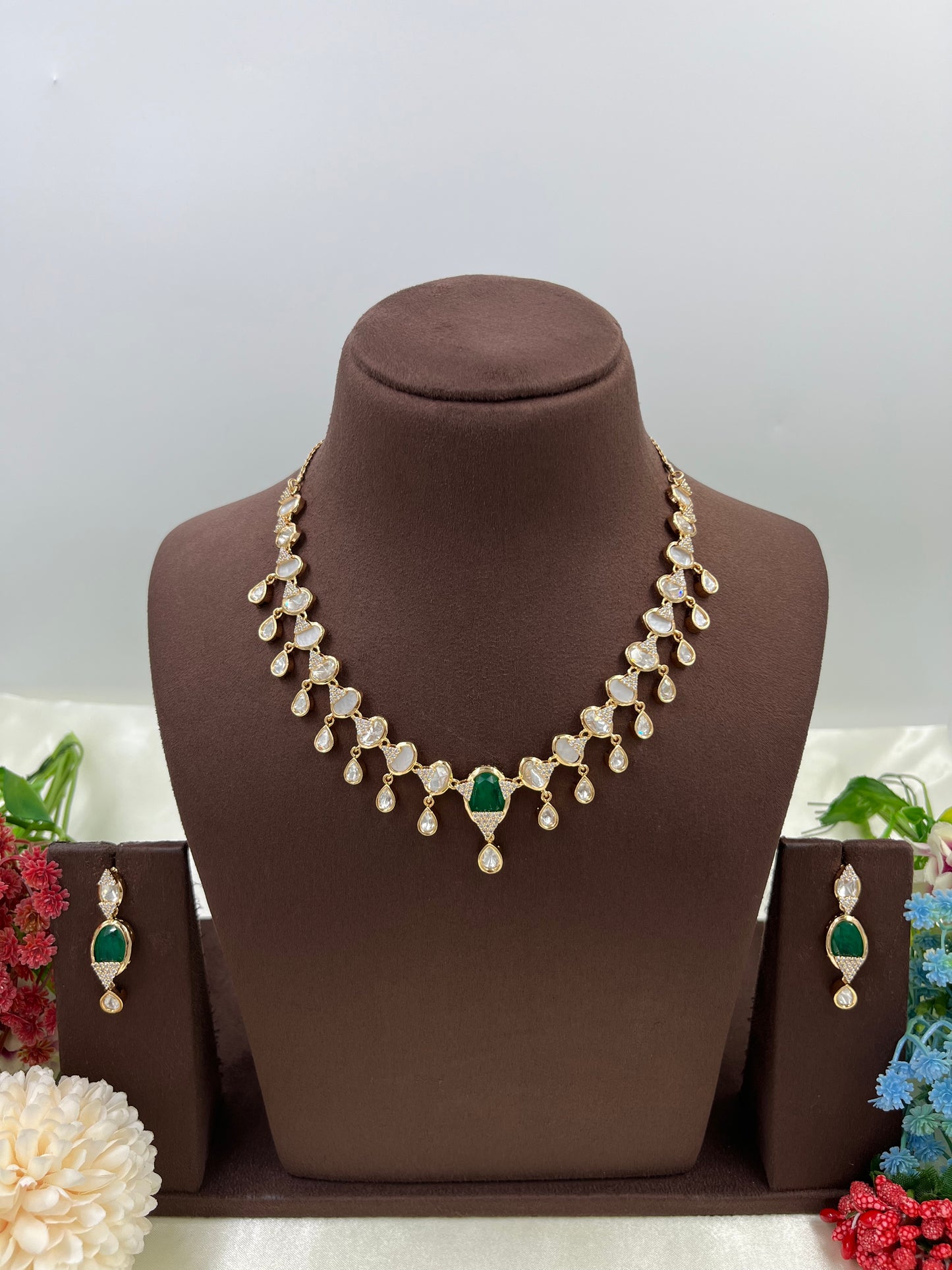 Deza Dangling Moissanite Kundan Necklace