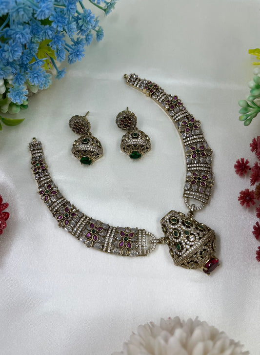 Prachi Victorian Necklace