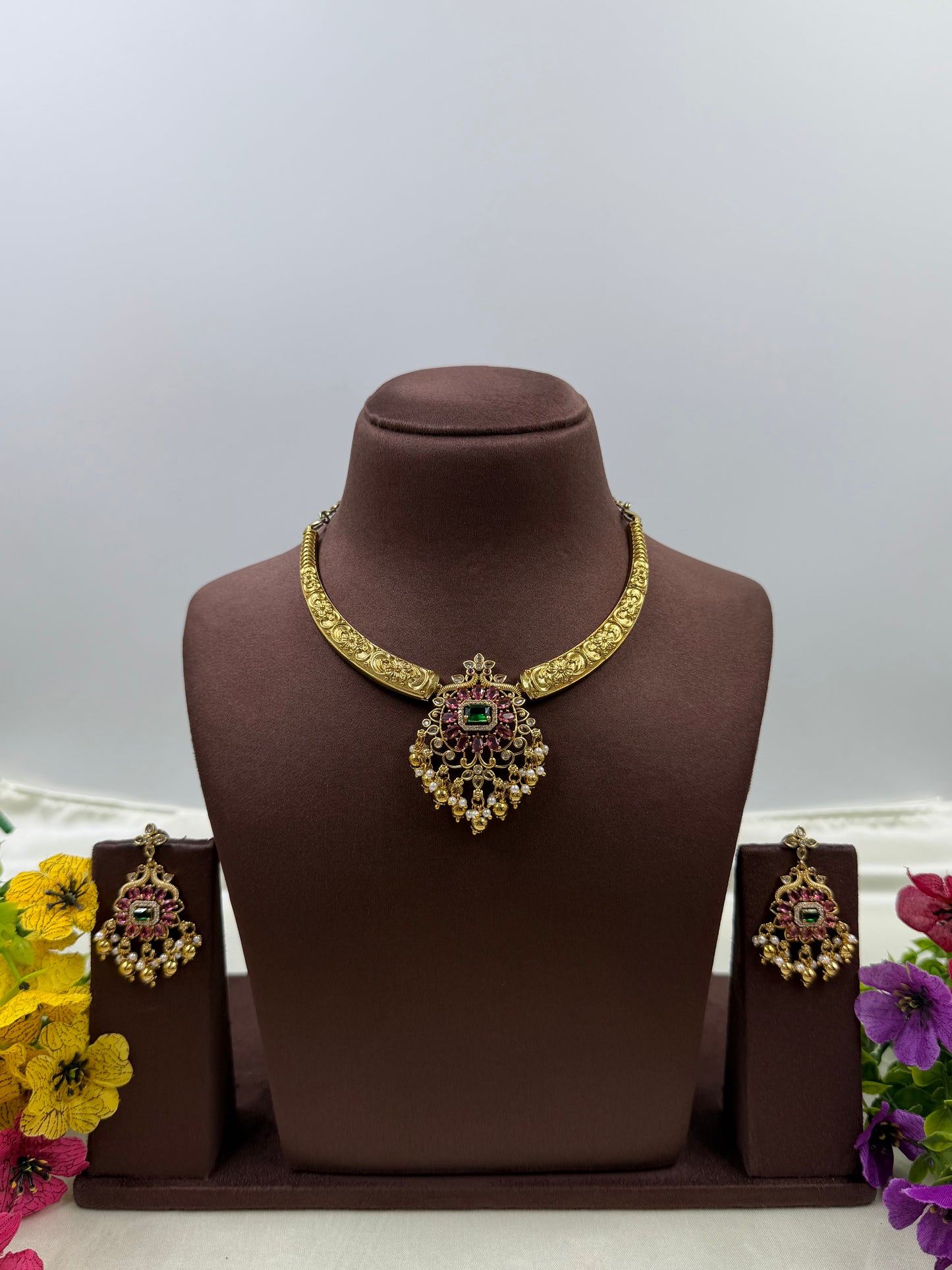 Ritika Victorian Traditional Hasli