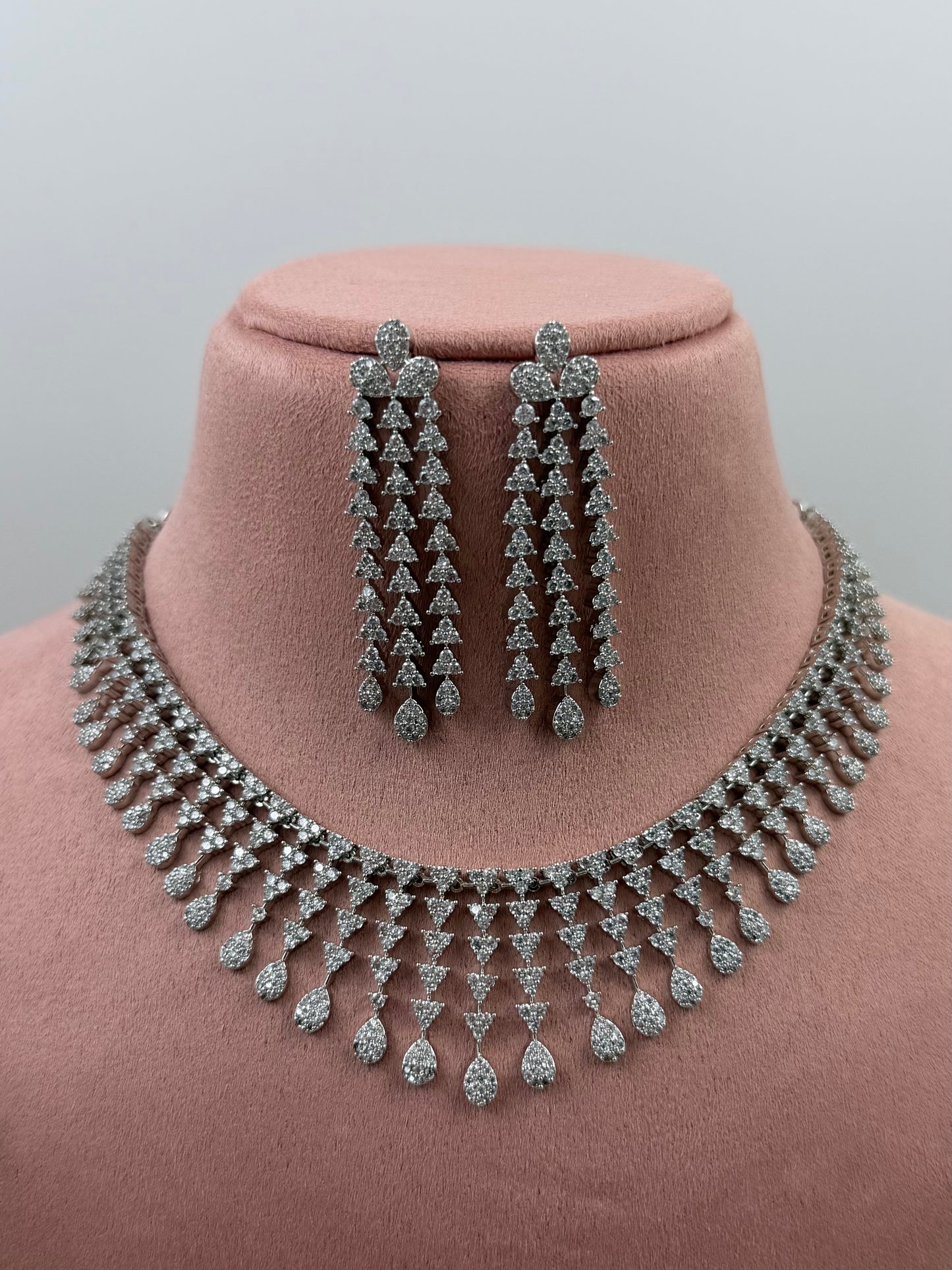 Ziana American Diamond Necklace Set