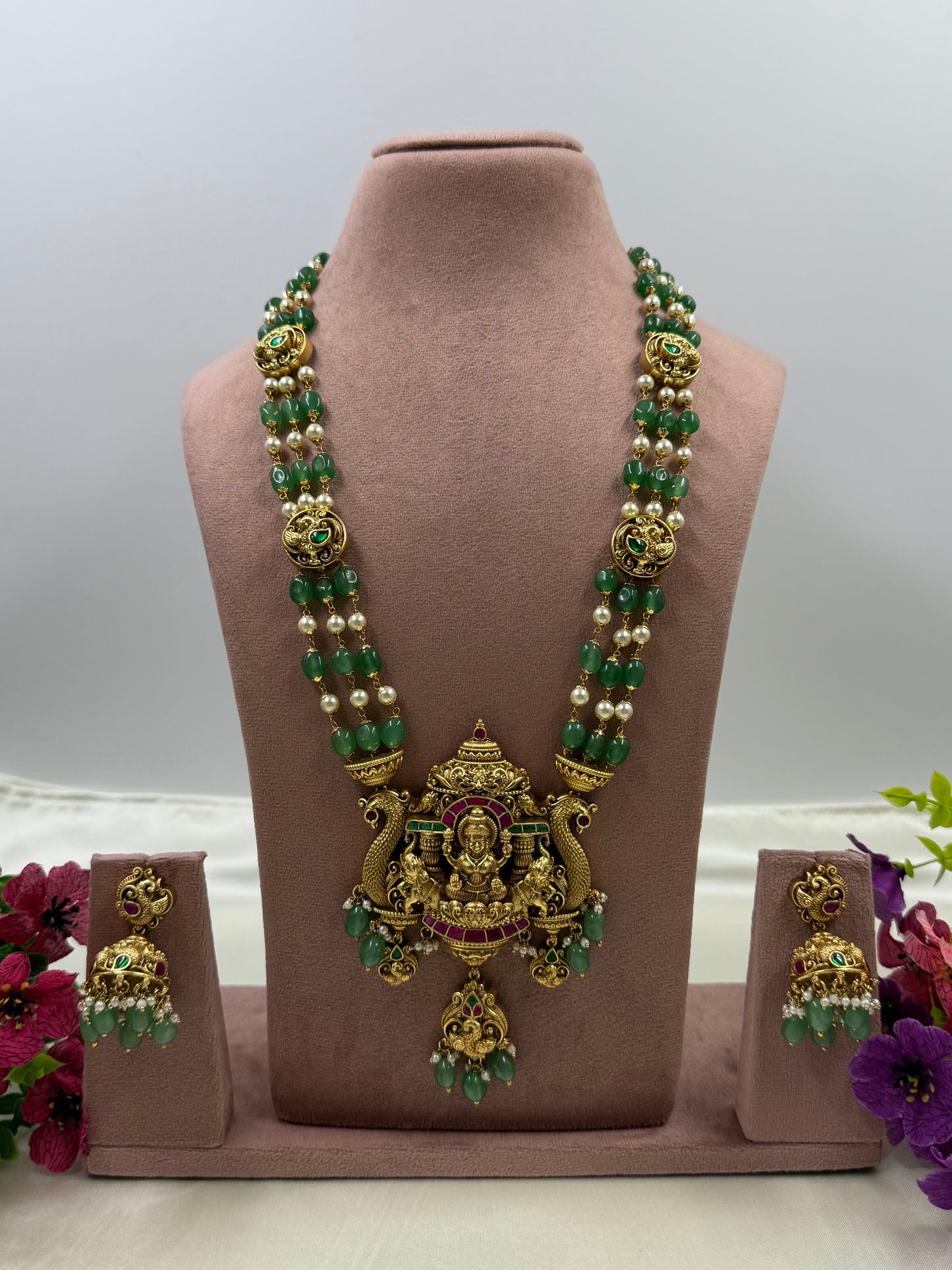 Jiya Pachi Kundan Lakshmi Long Necklace Set ￼