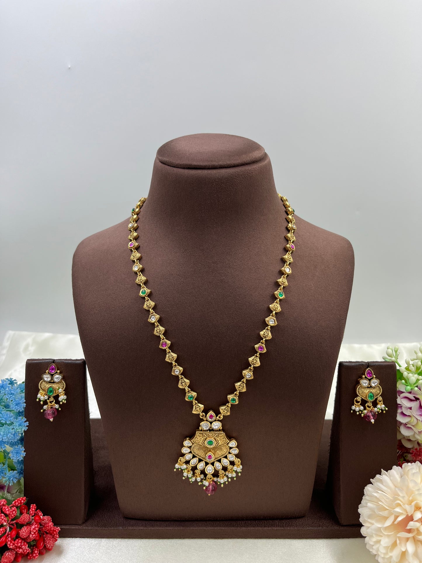 Neata Heritage Semi Long Necklace