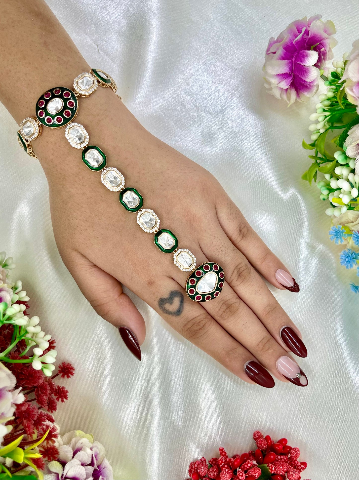 Eshita Moissanite Premium Hath Panja (One pis)