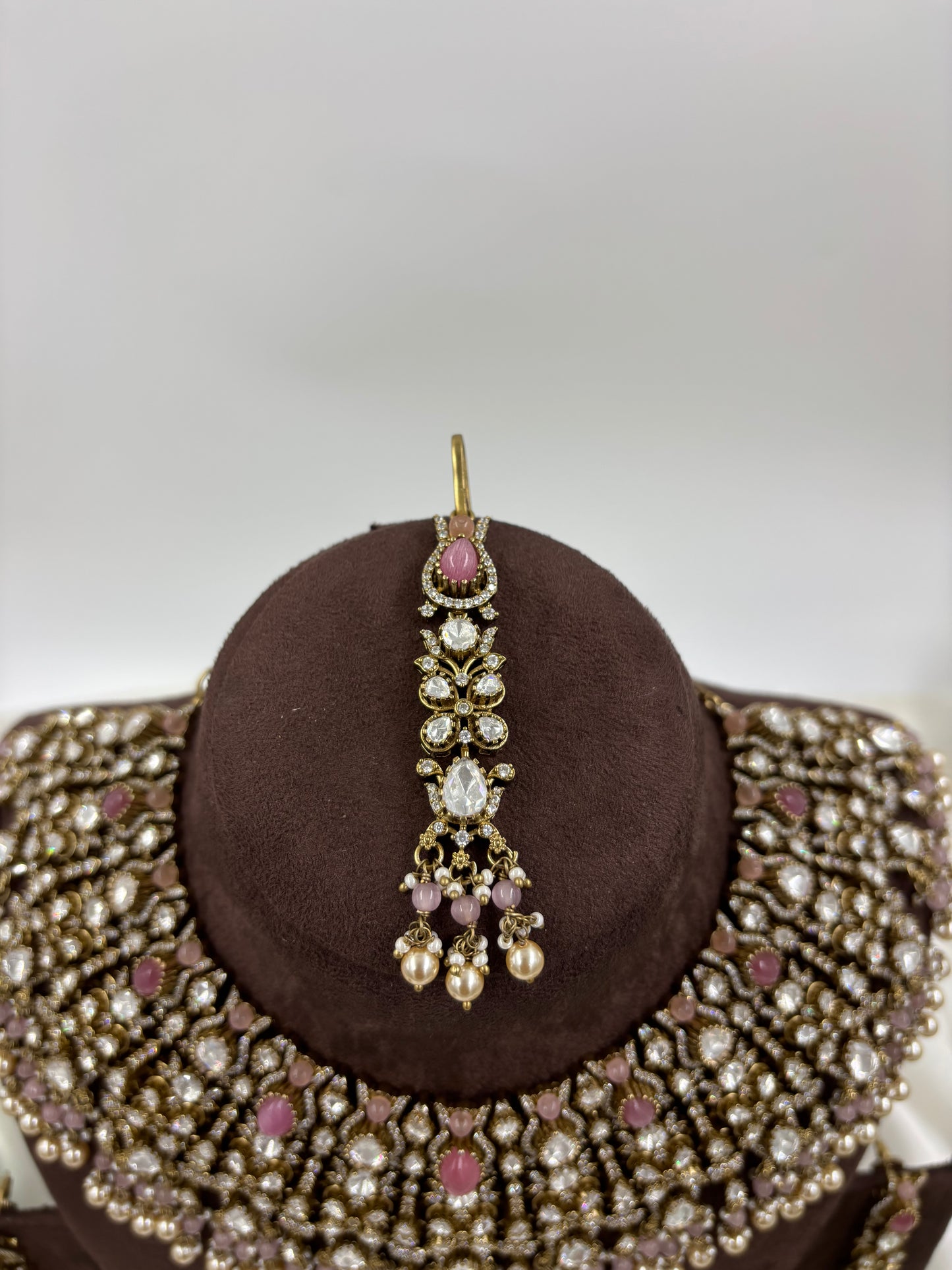 Hiren premium Moissanite Kundan Semi Bridal Necklace set