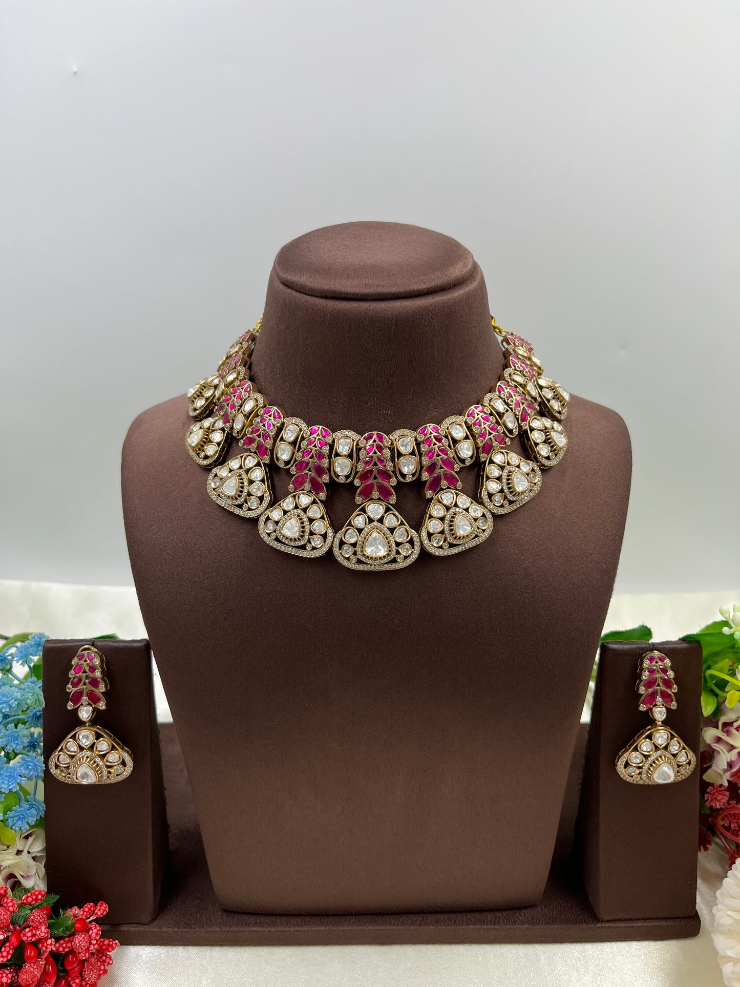 Tanvi Moissanite Antique Polish Necklace