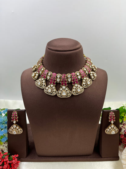 Tanvi Moissanite Antique Polish Necklace