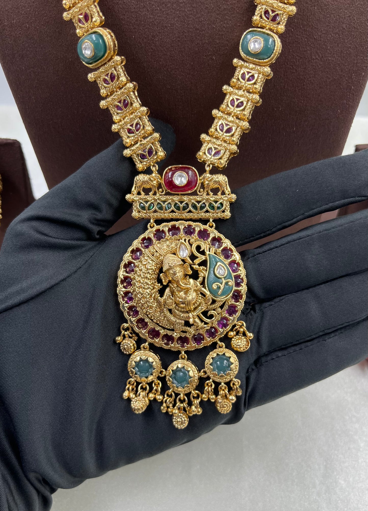 Jasmit Heritage Long Necklace