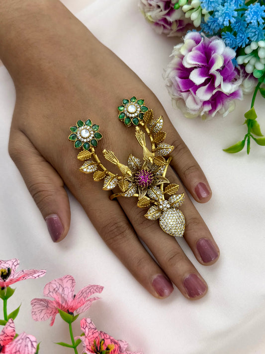 Prachi Emerald Floral Ring ( Adjustable )