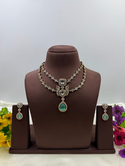 Bela Victorian Delicate Necklace