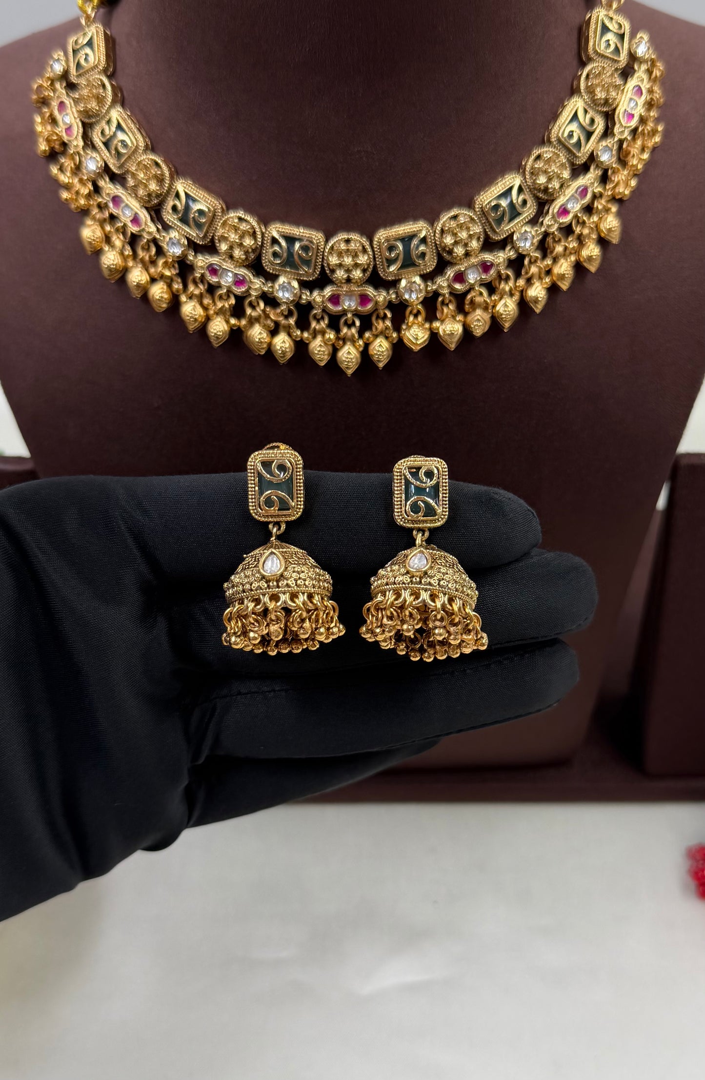 Madhavi Heritage Necklace