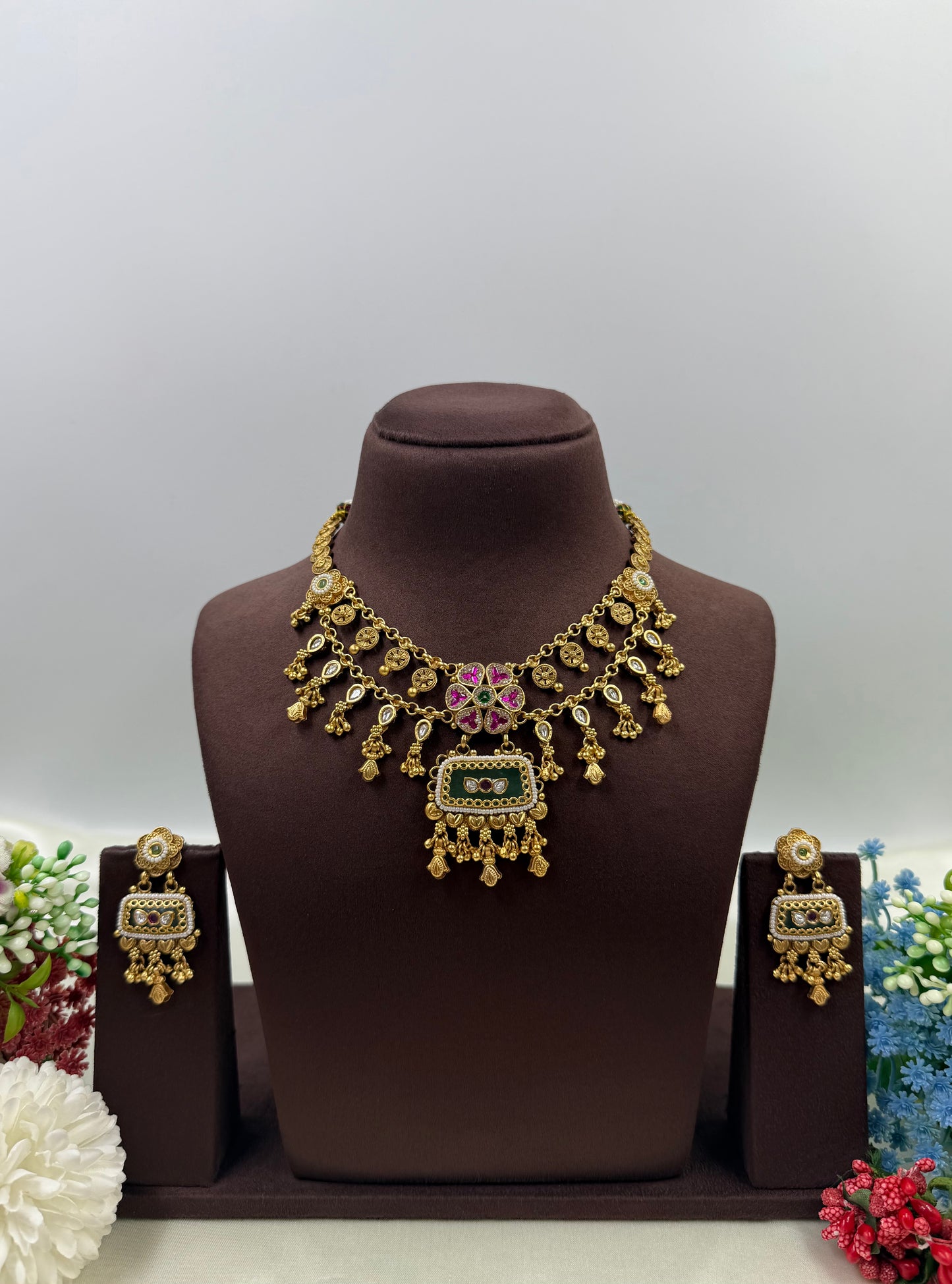 Yogita Heritage Chorski Delicate Necklace