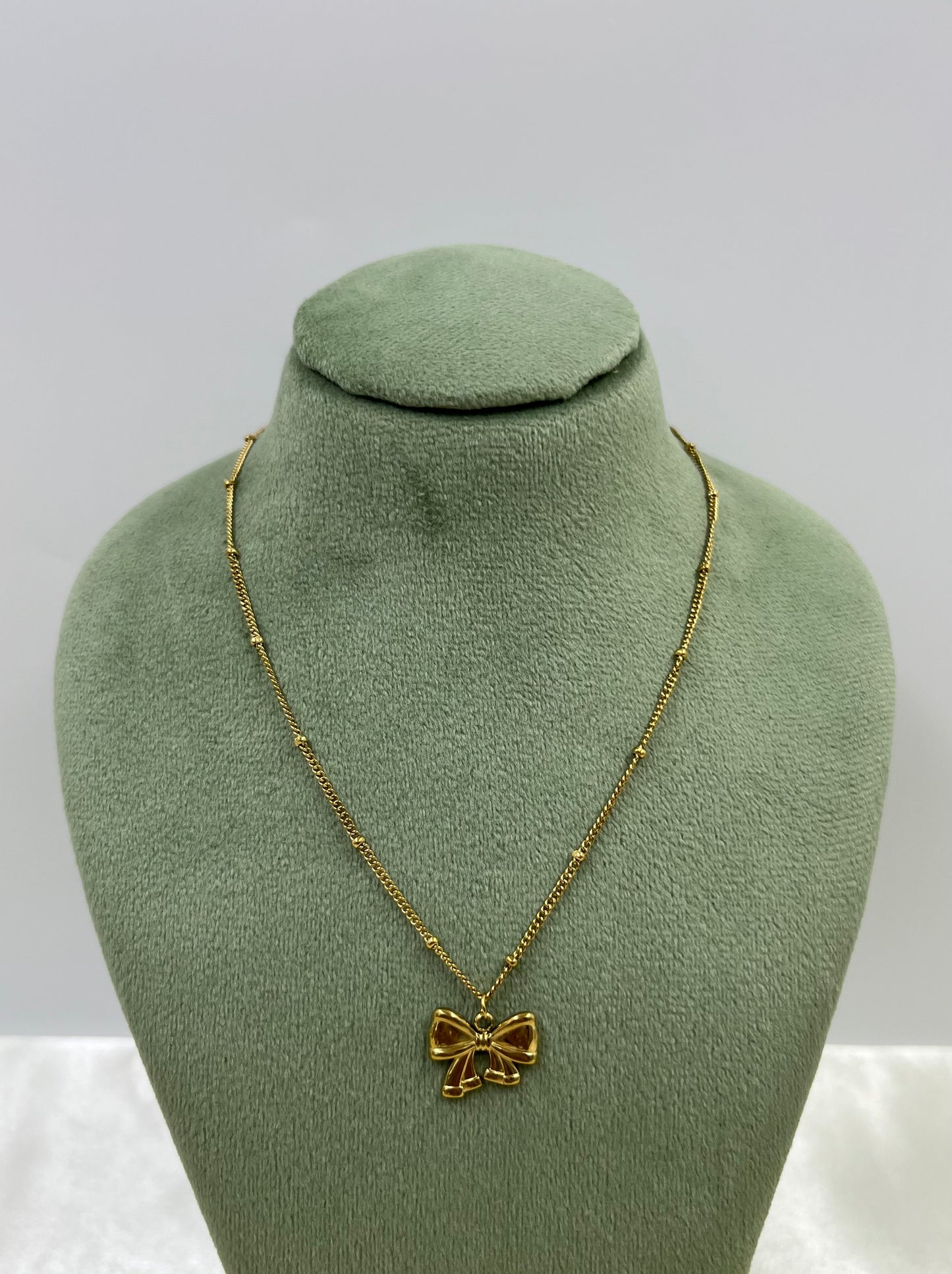 Bow Gold Necklace