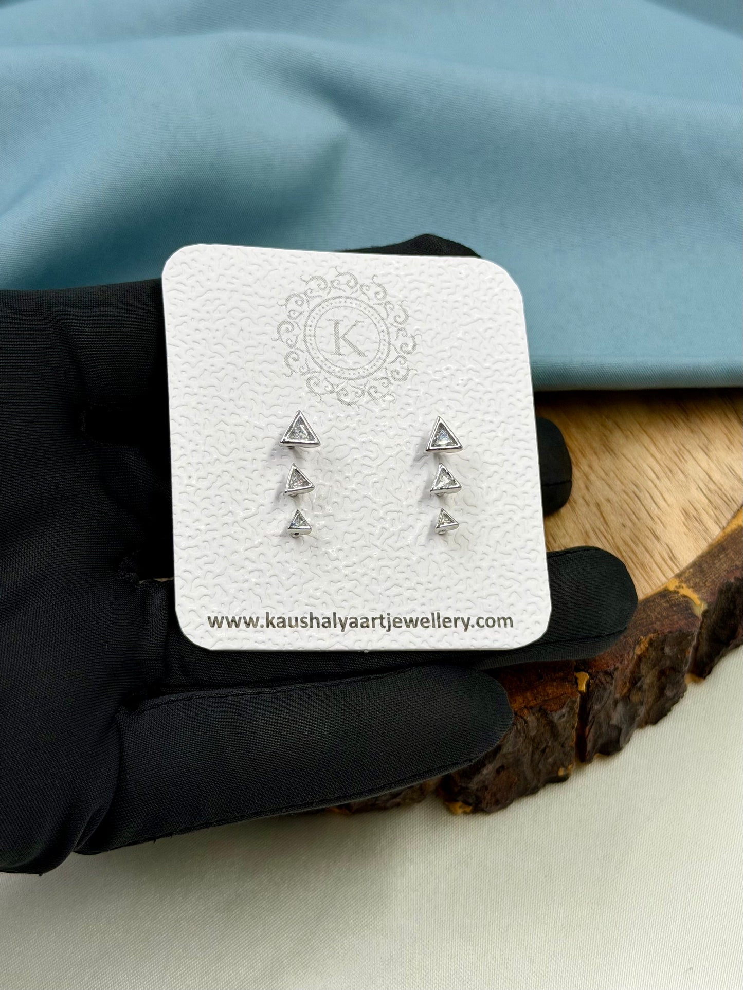 Triangle-Shaped Diamond Tops