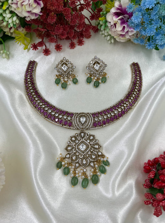 Gowri Premium Victorian Hasli Necklace