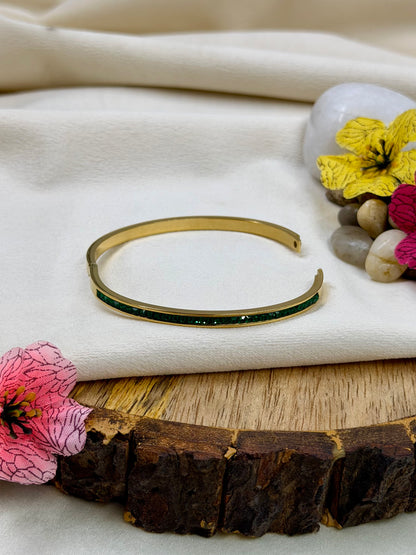 Jolie Anti-Tarnish Stainless Steel Bracelet (Openable)